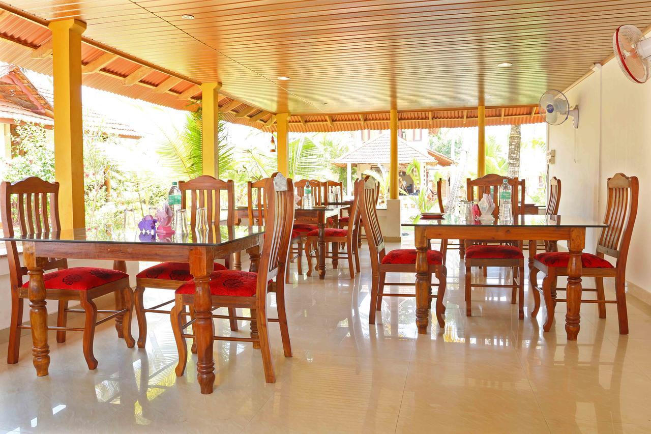 Pozhiyoram Ayurveda Beach Resort Alappuzha Exterior foto
