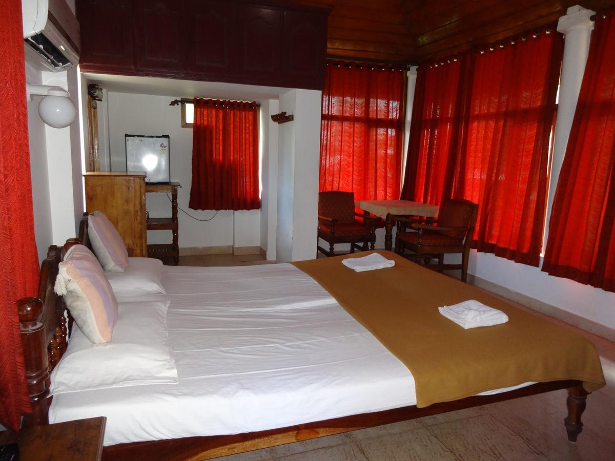 Pozhiyoram Ayurveda Beach Resort Alappuzha Exterior foto